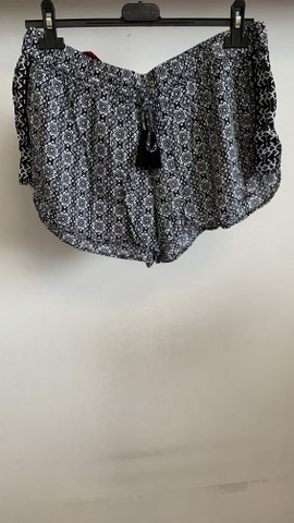 NOVE lahkotne bombažne kratke hlače, št. XL-2XL